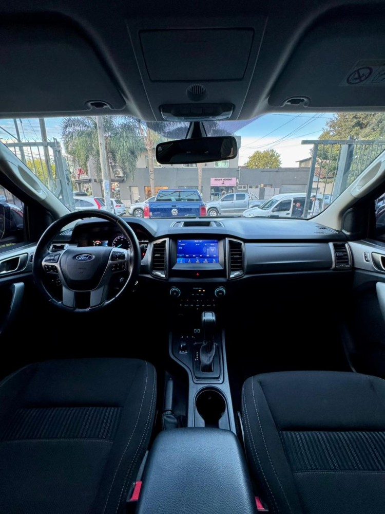 Ford Ranger XLT — foto 13